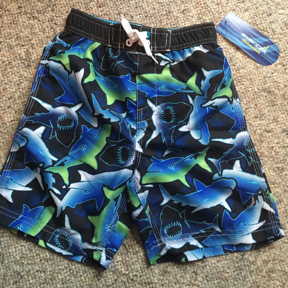 Exertek boy’s swim trunks size 6
